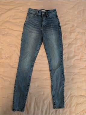 Forever 21 High-Rise Skinny Jeans Small